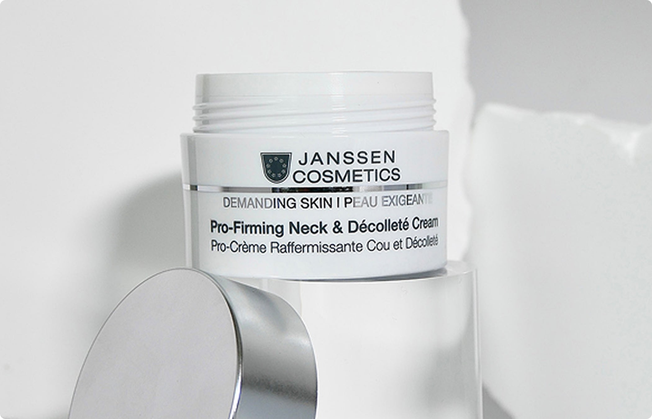 JANSSEN COSMETICS